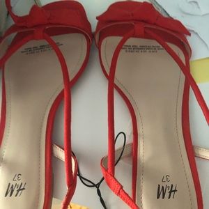 Meet your Posher, Carine